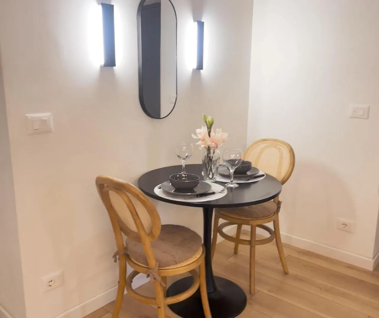 Bllok Scandi Apartments 1 Self-Check-In Tirana